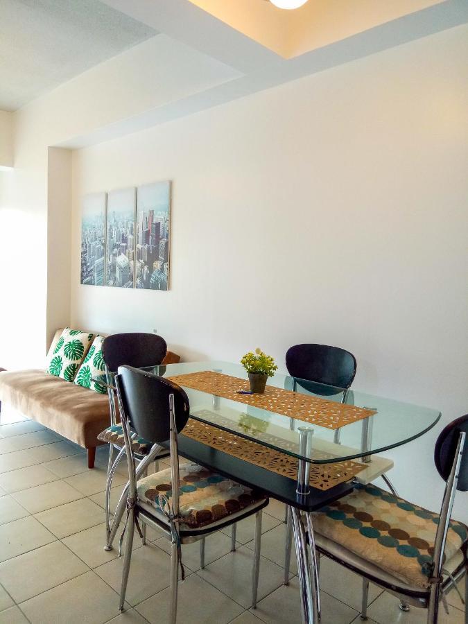 Apartamento Forbes Area Bgc Taguig Manila Exterior foto